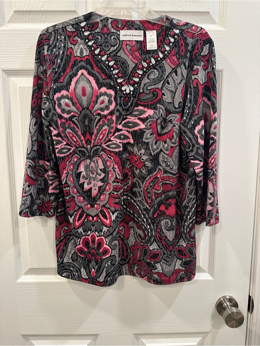 Alfred Dunner studded v neck paisley  3/4 sleeve career blouse size S EUC